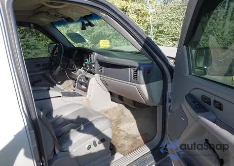 2005 Chevrolet Suburban 1500 Lt z USA, uszkodzony, nr VIN 3GNFK16Z85G187465